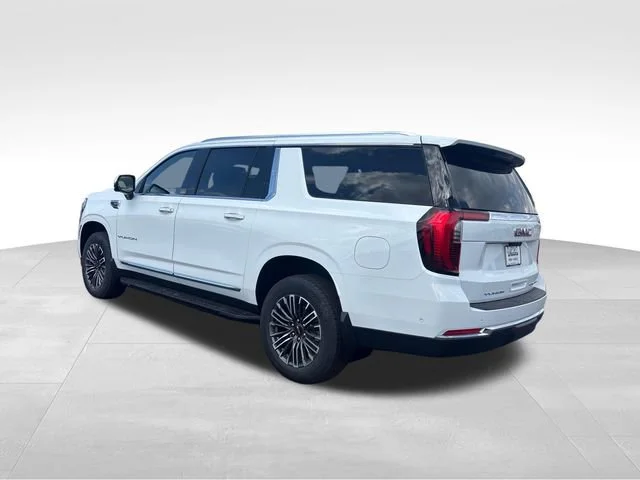 New 2026 Summit White GMC Elevation image 3