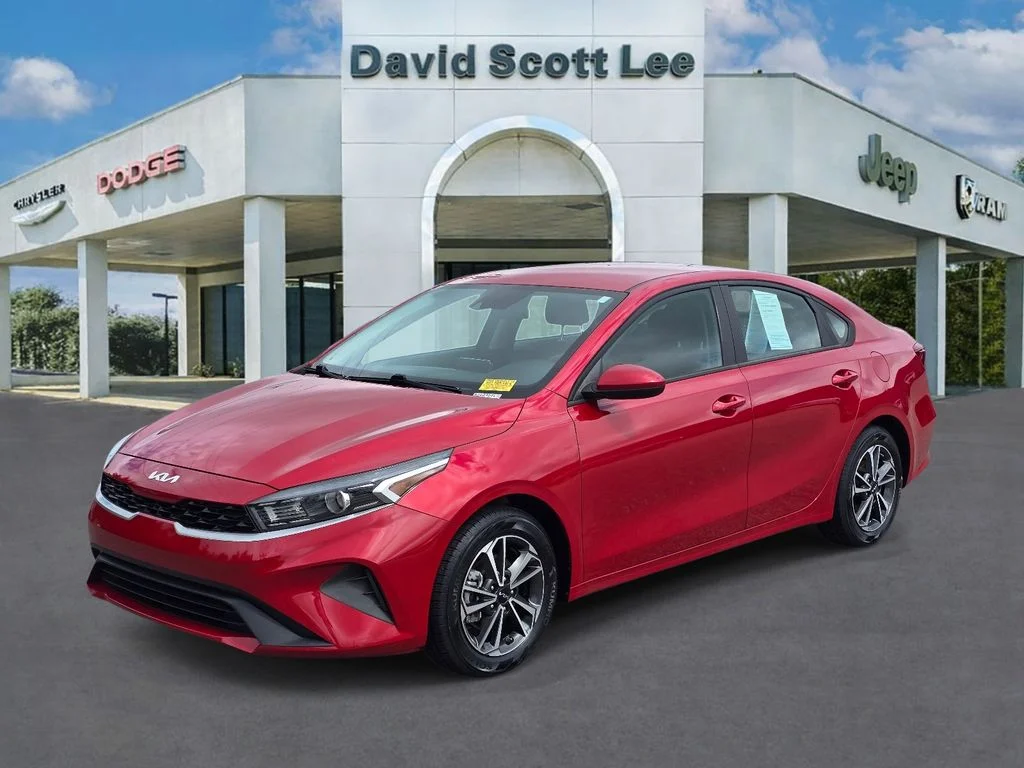 Used 2023 Red Kia LXS image 17