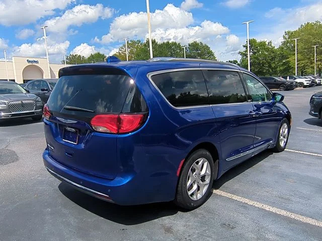 Used 2019 Blue Chrysler Touring L image 5