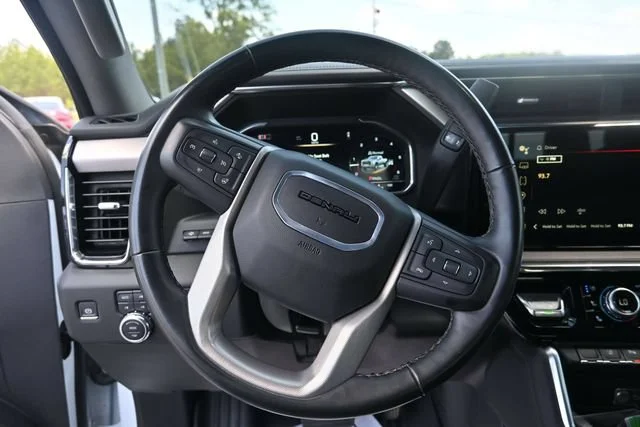 Used 2024 Summit White GMC Denali DRW image 11