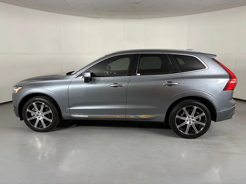 Used 2020 Gray Volvo T6 Inscription image 5