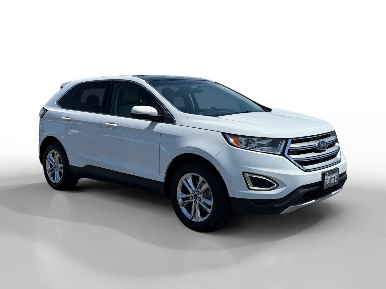 Used 2015 Oxford White Ford SEL image 7