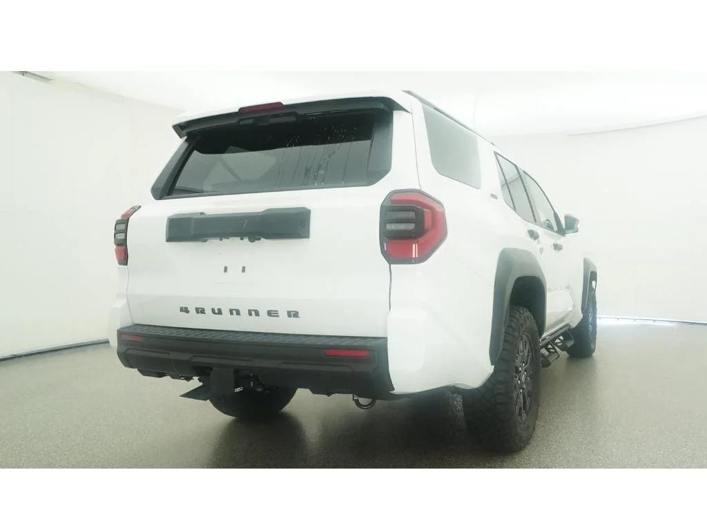 New 2026 Ice Cap Toyota SR5 image 46