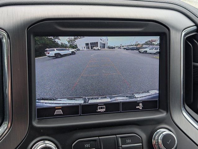 Used 2021 White GMC Denali image 17