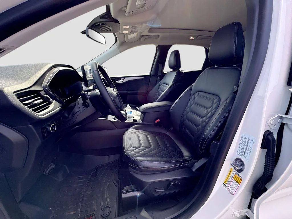Used 2024 White Ford Base image 5