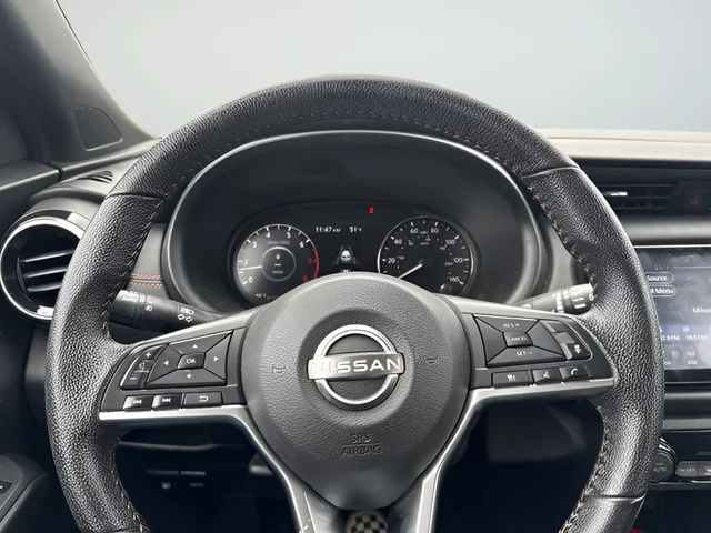 Used 2023 Gray Nissan SR image 13