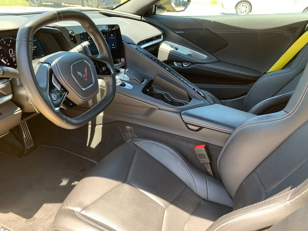 Used 2025 Yellow Chevrolet Stingray image 11
