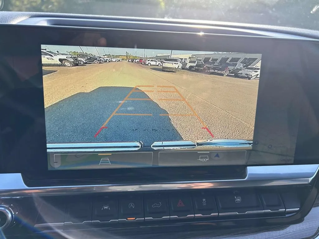 New 2026 Onyx Black GMC Elevation image 19