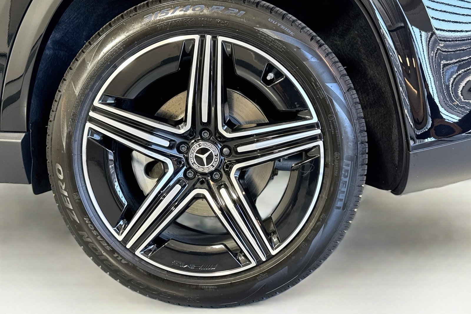 New 2026 Black Mercedes-Benz GLE 450 image 29