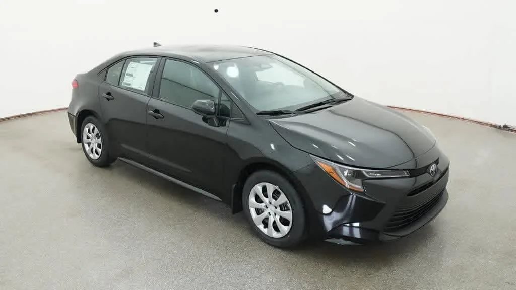 New 2026 Midnight Black Metallic Toyota LE image 13