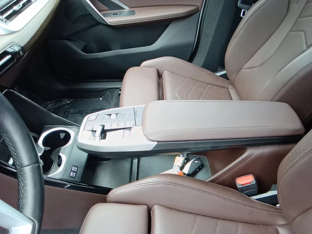 Certified Used 2023 White BMW xDrive28i image 21