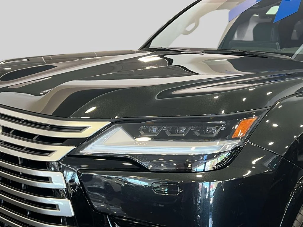2026 Lexus LX 700h Luxury - Photo 7
