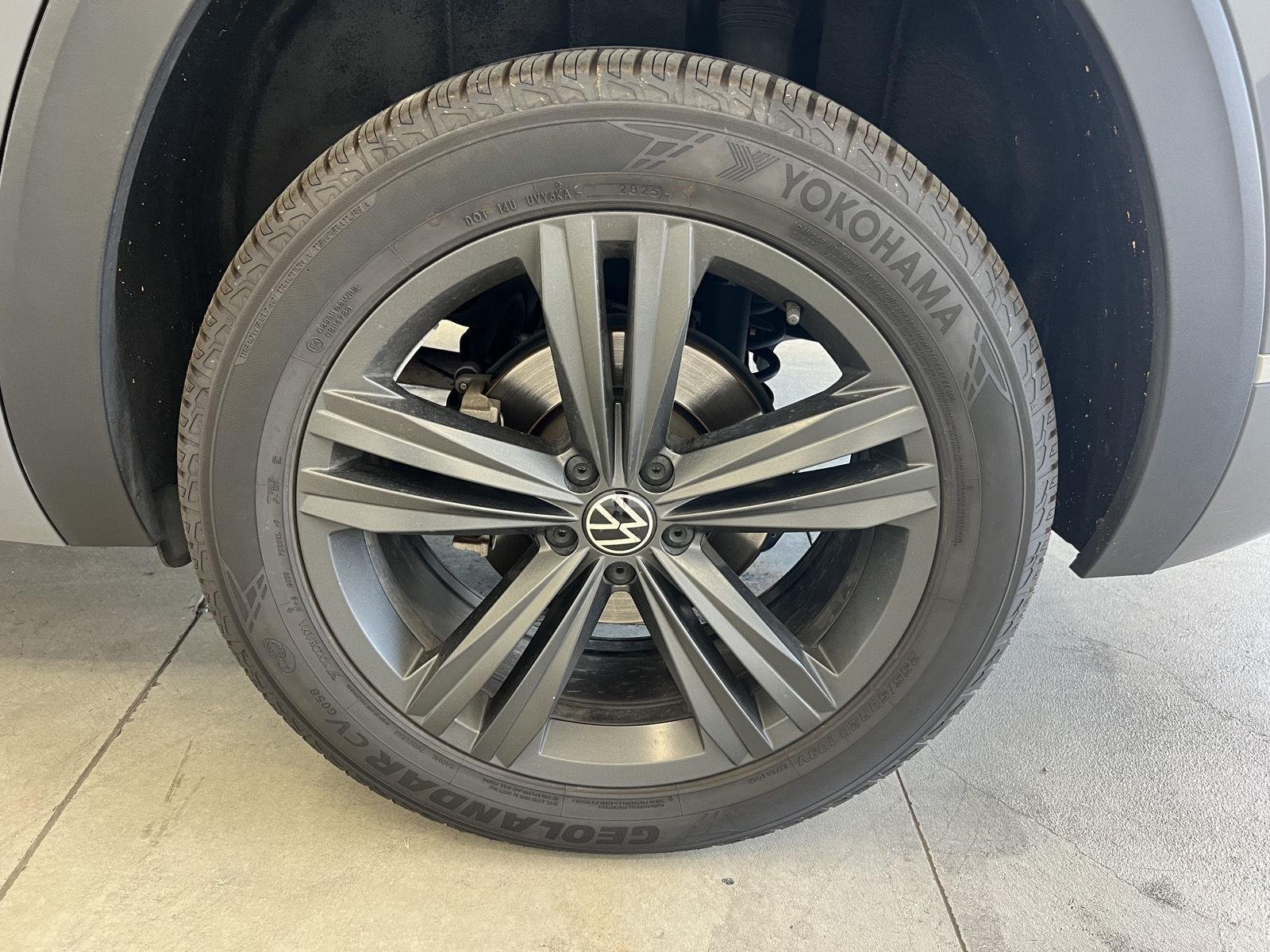 2022 Volkswagen Atlas Cross Sport SEL R-Line - Photo 10