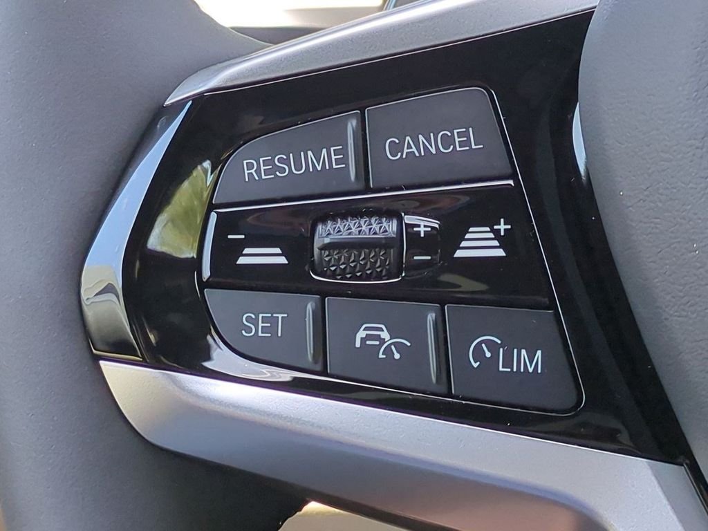 New 2026 Mineral White Metallic BMW 330i xDrive image 25