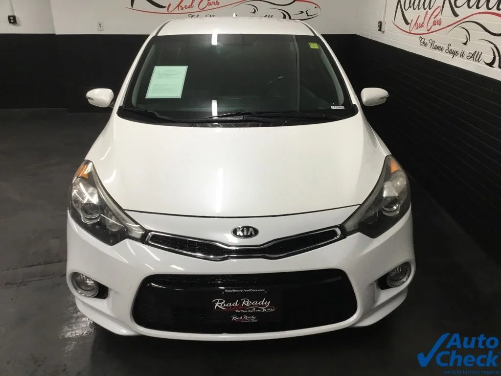 Used 2015 White Kia EX image 4