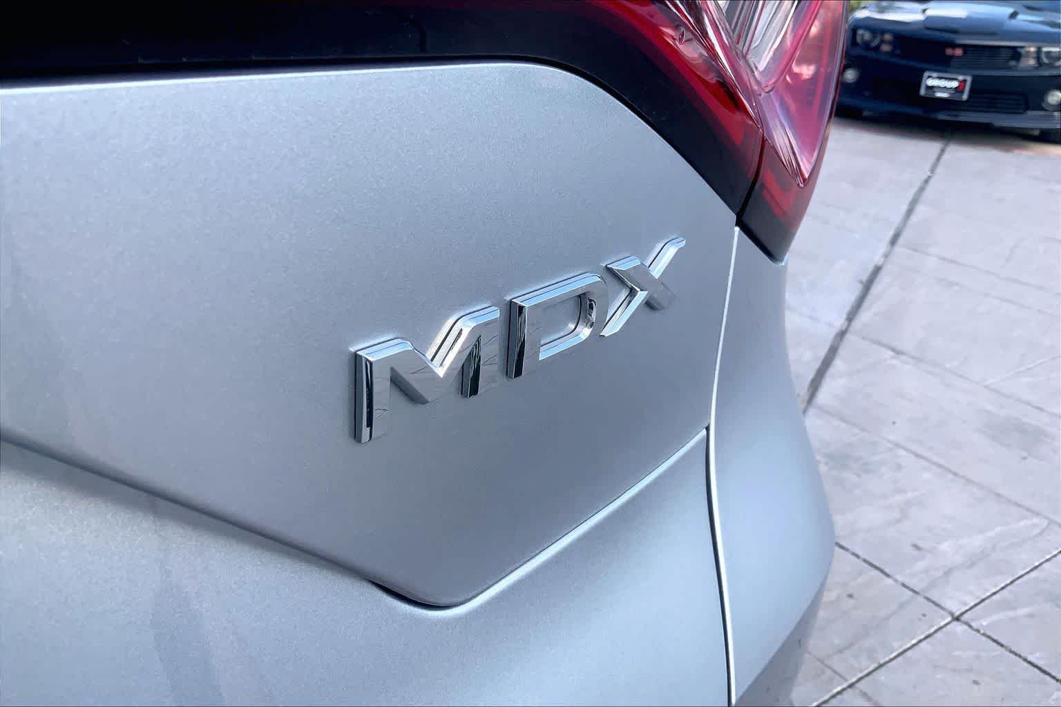 Used 2026 Solar Silver Metallic Acura w/Technology Package image 10