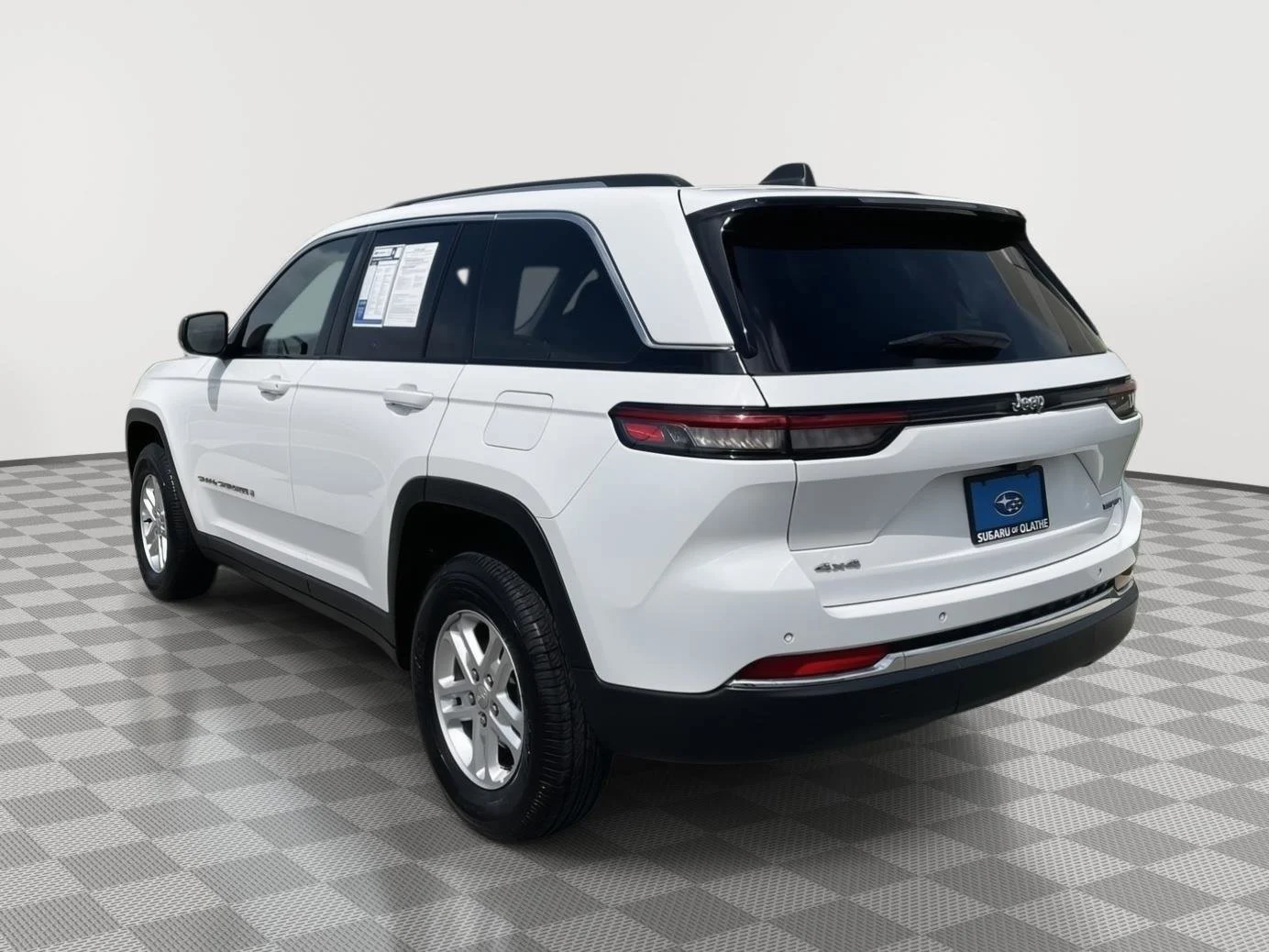 Used 2023 Bright White Clearcoat Jeep Laredo image 16