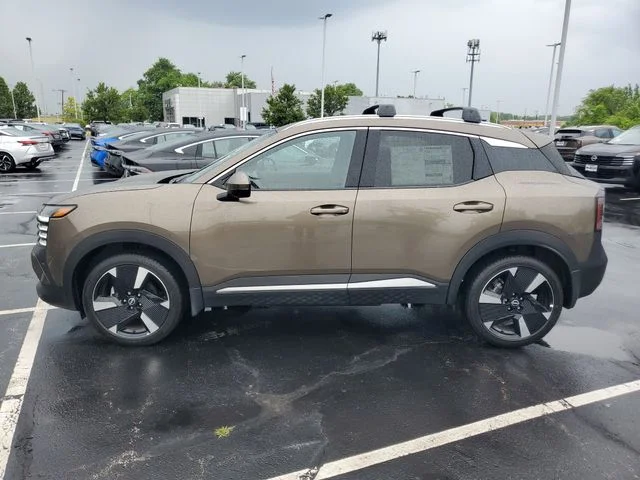 Used 2025 Brown Nissan SR image 3