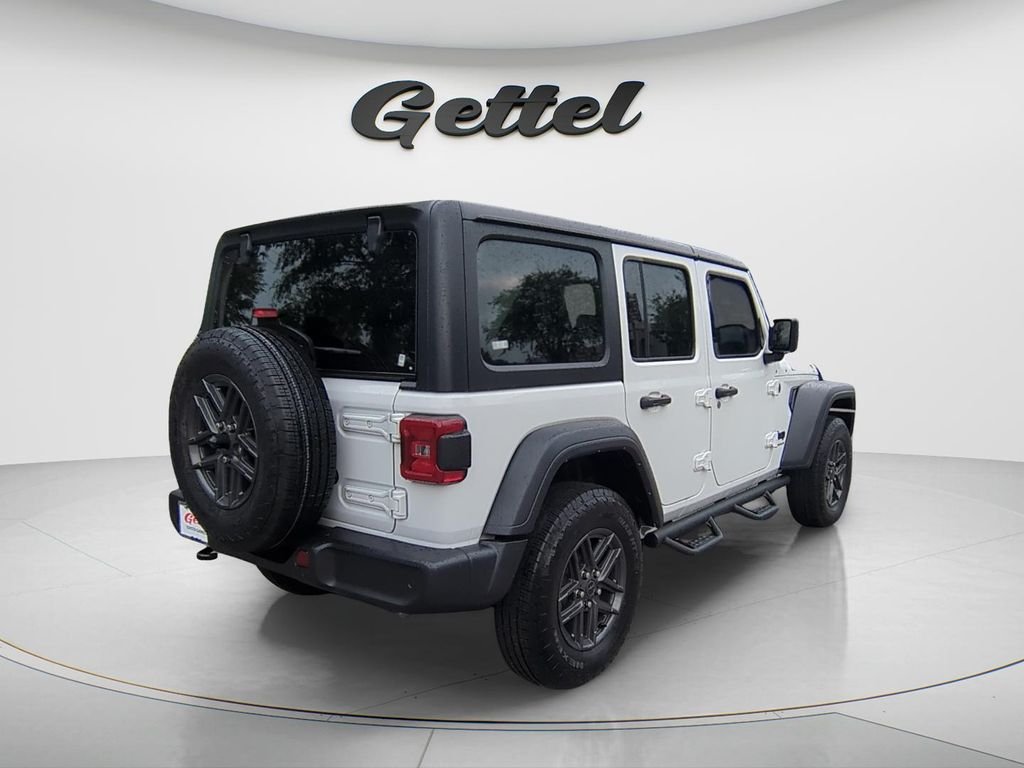 Used 2024 White Jeep Sport S image 5