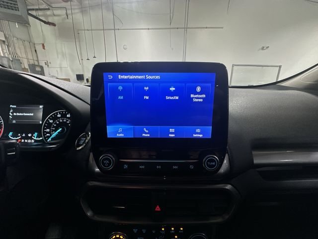 Used 2020 Silver Ford SE image 16