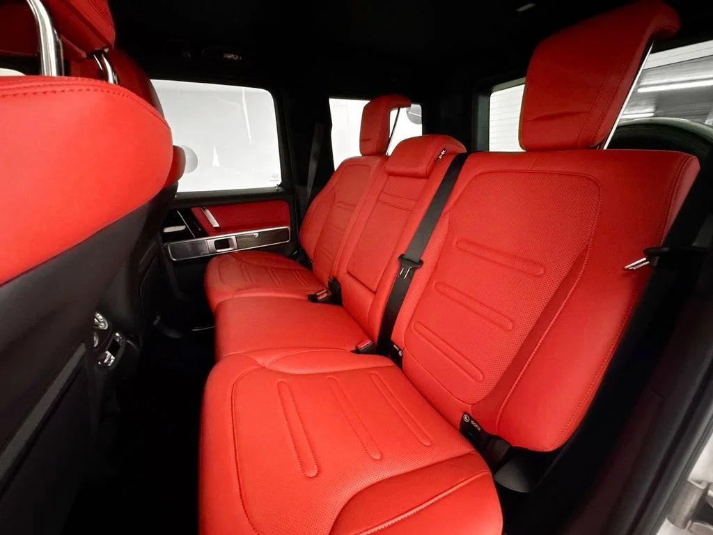 Used 2025 White Mercedes-Benz G 550 image 23
