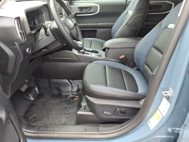 New 2026 Azure Gray Metallic Tri-Coat Ford Outer Banks image 19