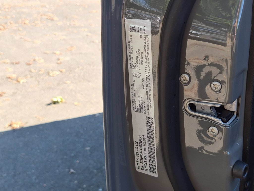 New 2027 Ceramic Gray Clear-Coat Exterior Paint RAM Laramie image 28