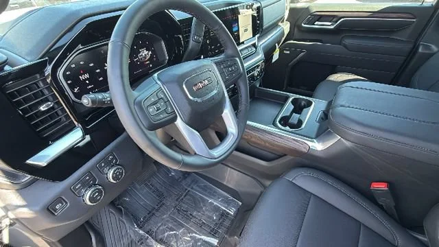 2026 GMC Sierra 2500HD SLT - Photo 10