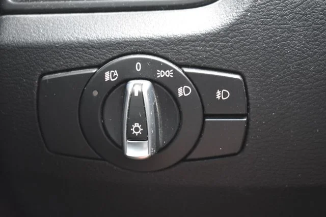 Used 2014 Black BMW xDrive28i image 23