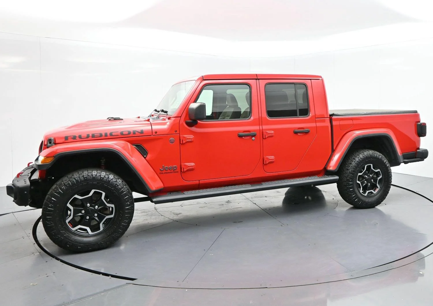 Used 2021 Firecracker Red Clearcoat Jeep Rubicon image 4