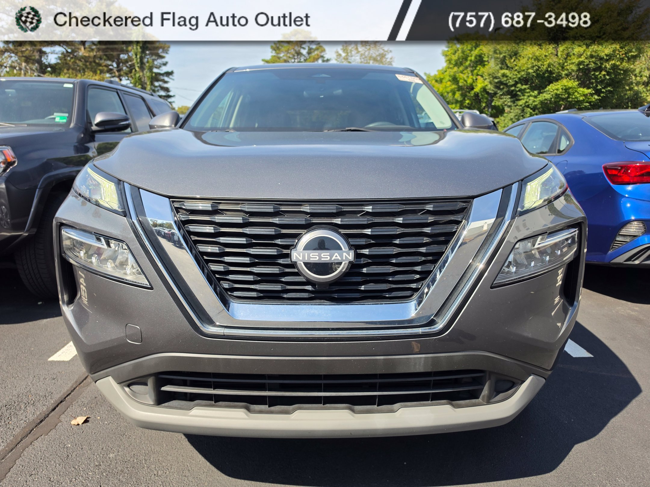 Used 2023 Gun Metallic Nissan SV image 2