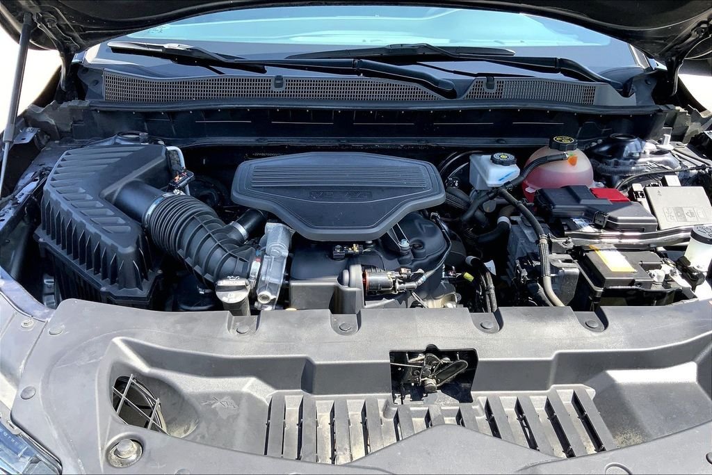 Used 2021 Gray Chevrolet LT image 29