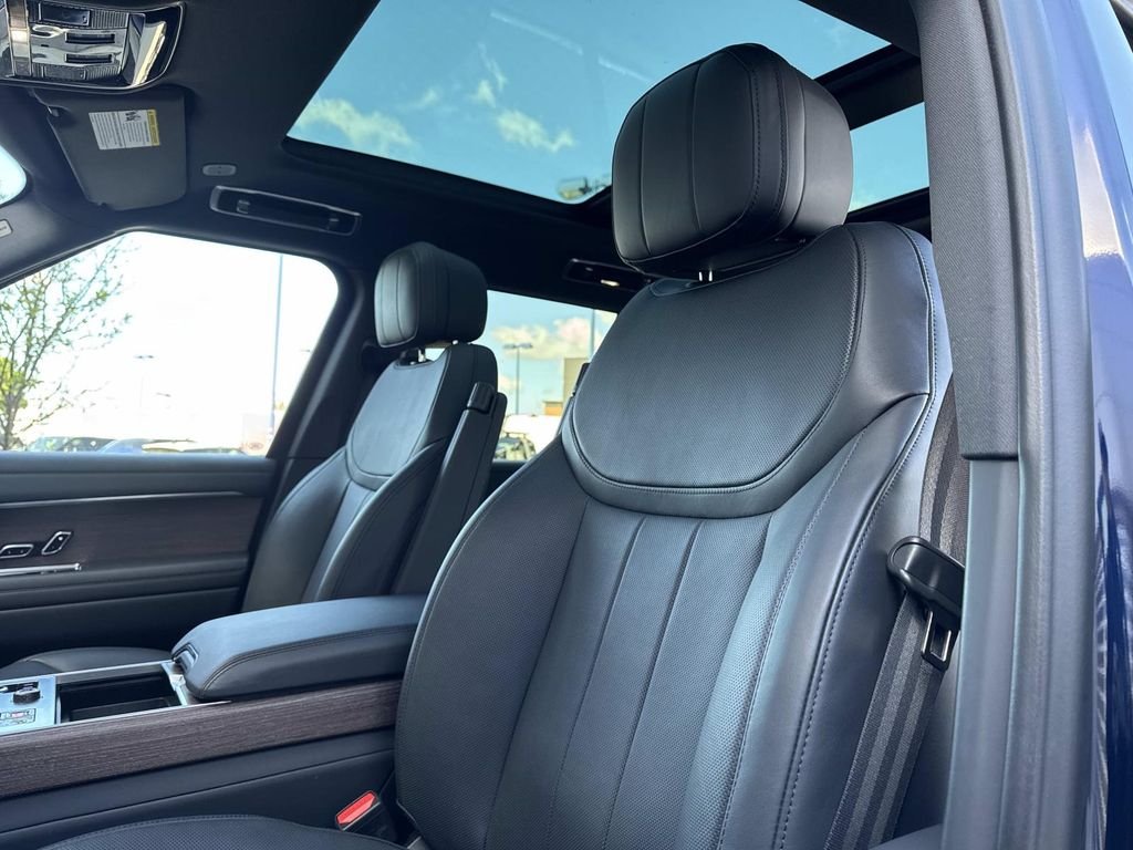 2023 Land Rover Range Rover SE - Photo 21