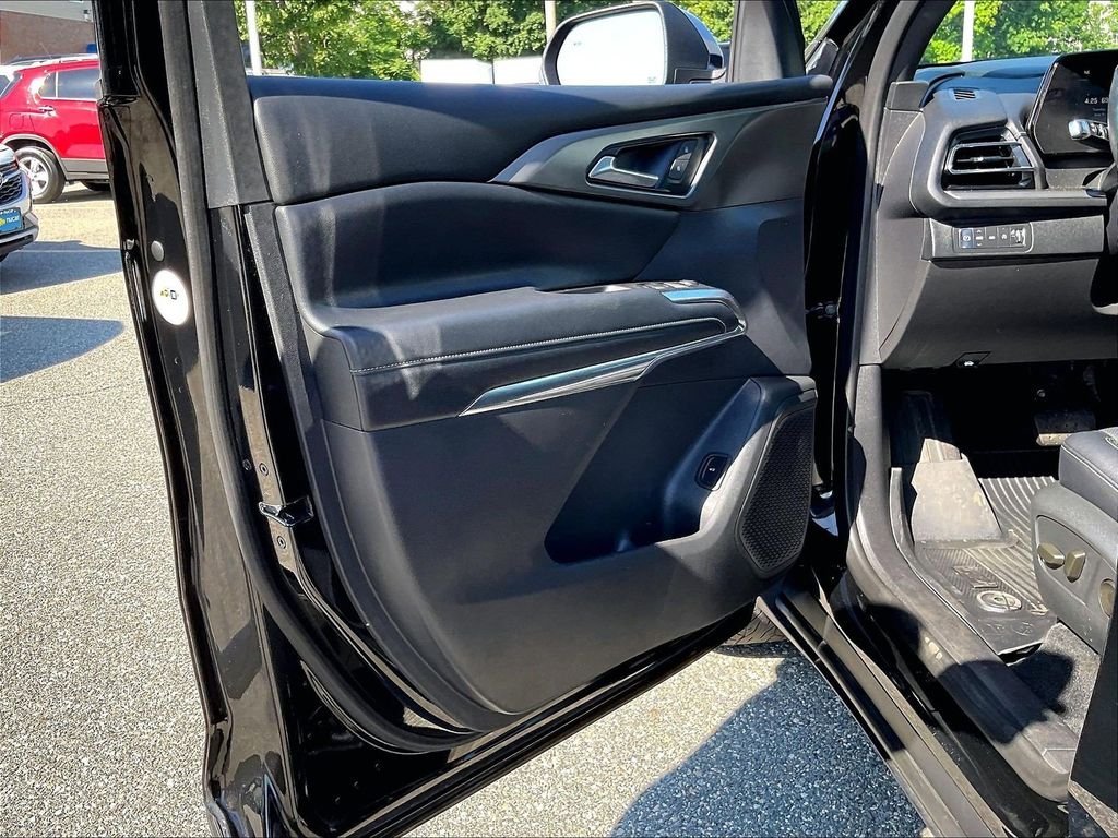 Used 2024 Black Chevrolet LT image 9