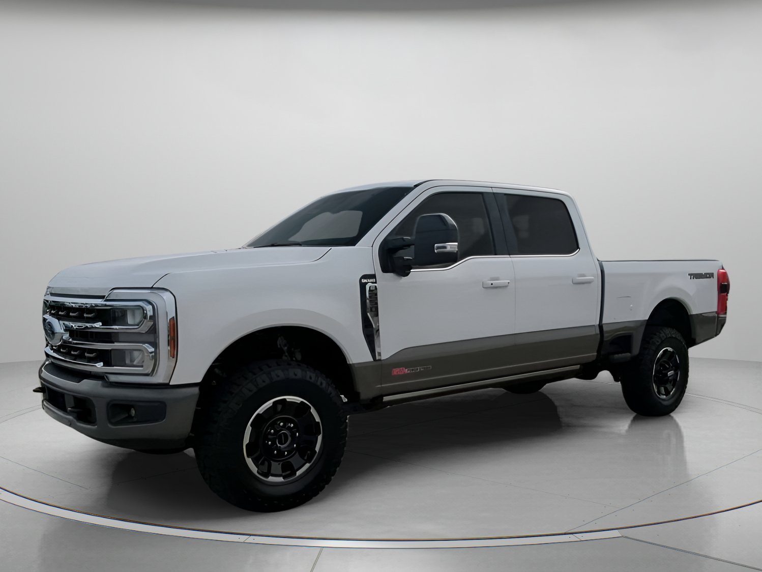 New 2026 Star White Metallic Tri-Coat Ford F-250® King Ranch® image 10