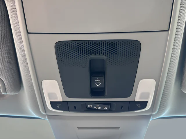 Used 2023 White Acura Base image 29