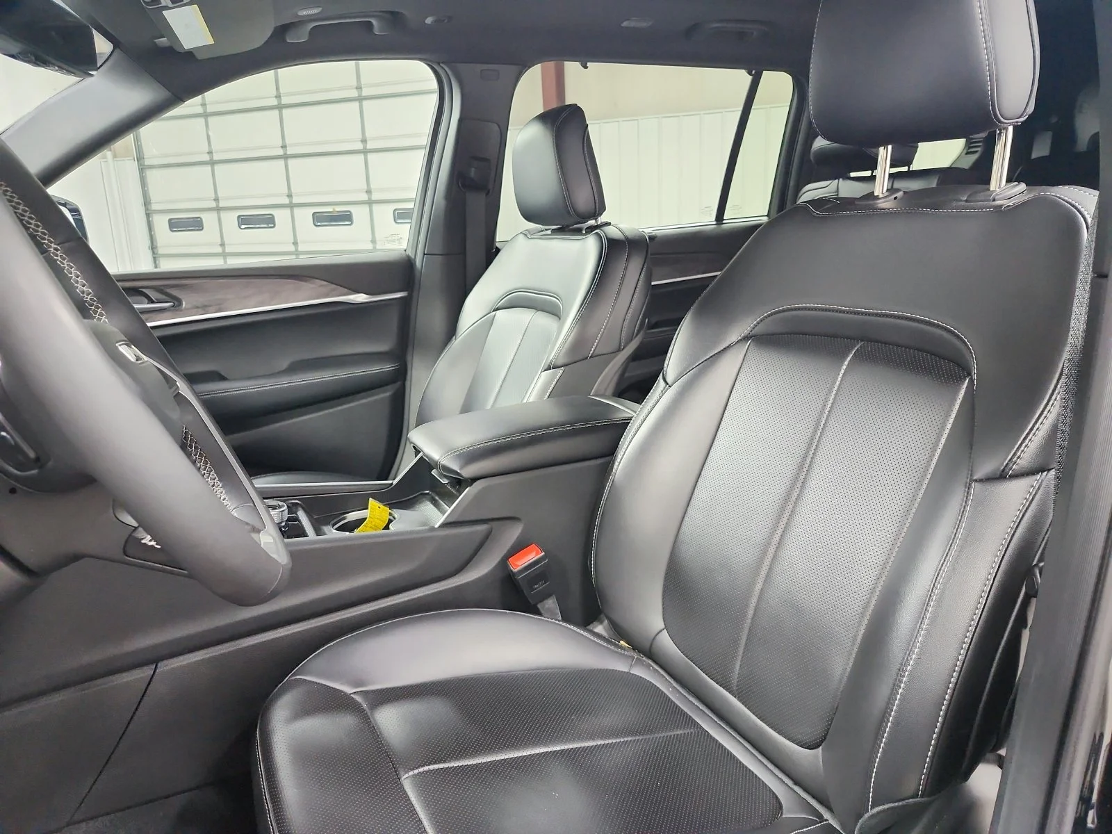 Used 2025 Black Jeep Limited image 10