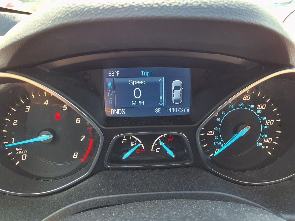 Used 2014 Blue Ford SE image 14