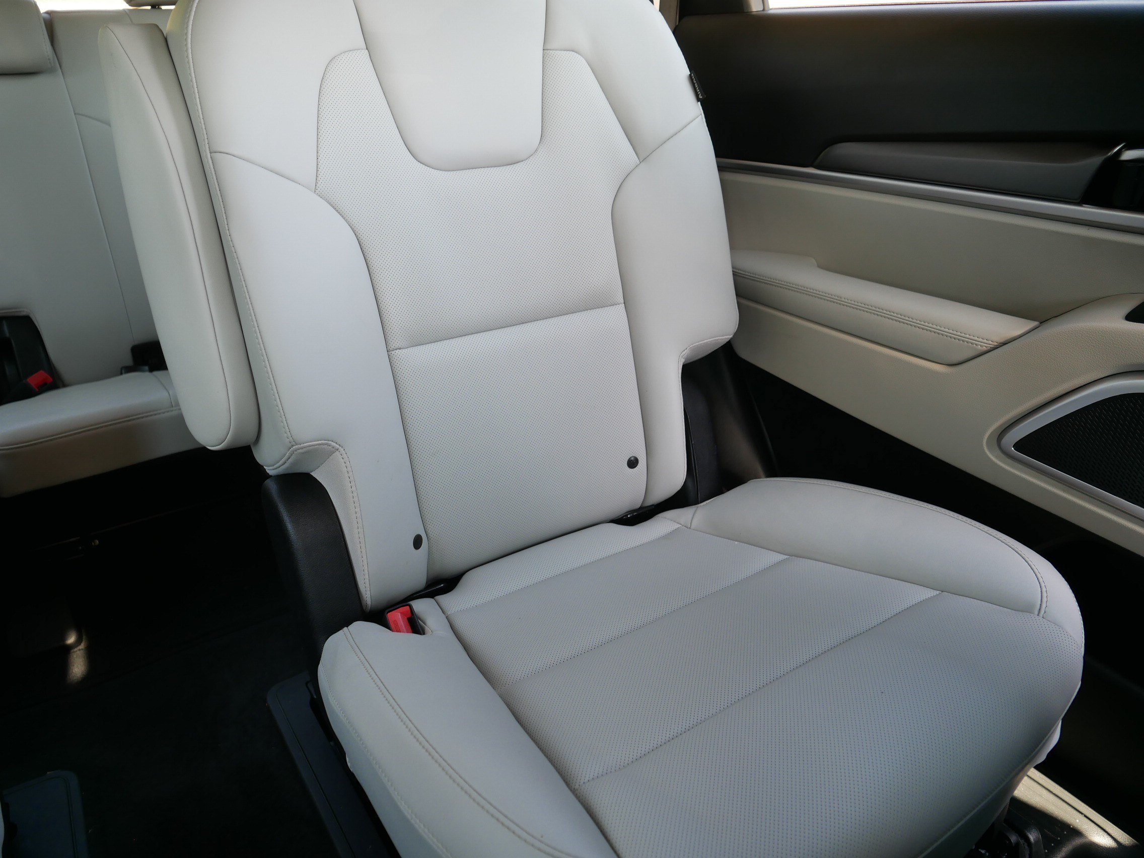 Used 2024 Midnight Lake Blue Kia S image 14