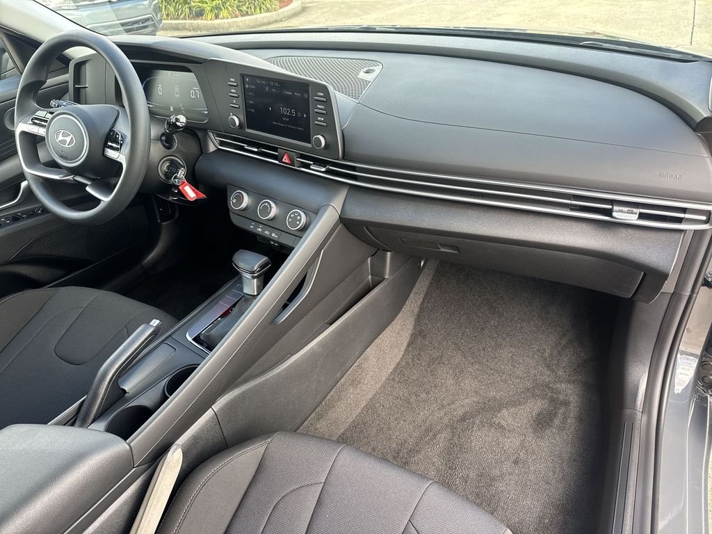 Certified Used 2026 Gray Hyundai SE image 25