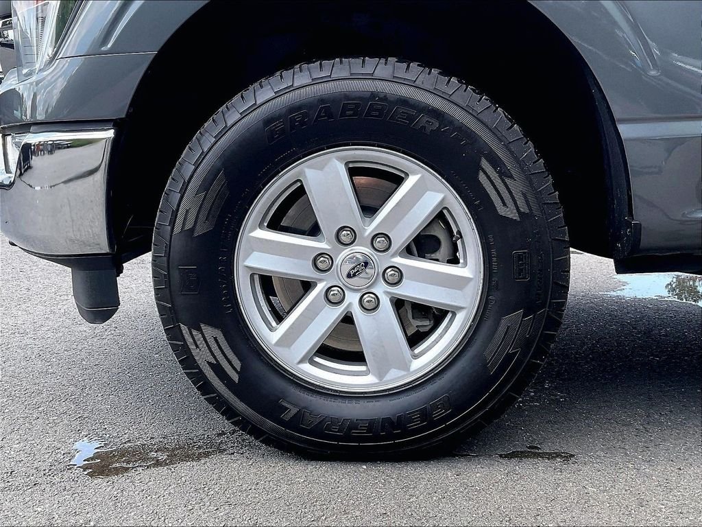 Used 2022 Gray Ford XLT image 22