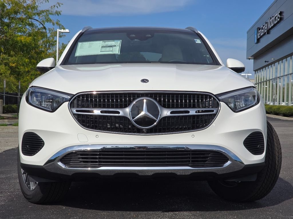 New 2027 Polar White Mercedes-Benz GLC 300 image 21