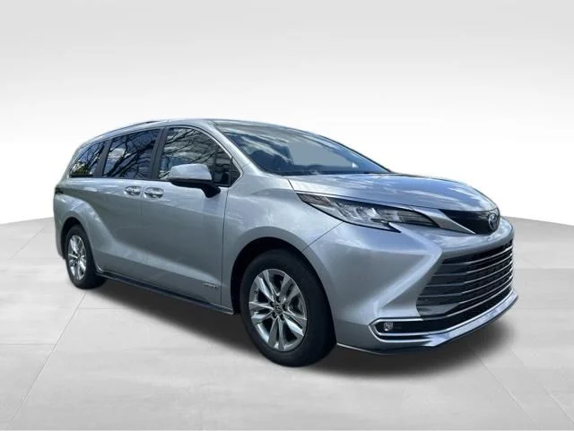 Used 2021 Silver Toyota Limited image 7