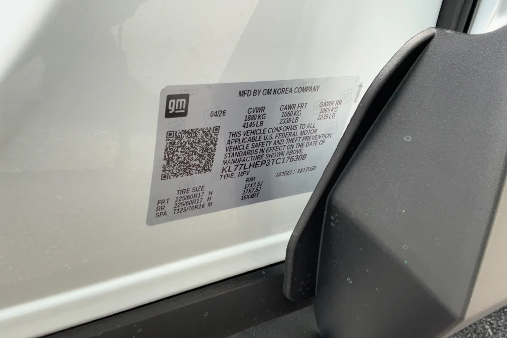 New 2026 Summit White Chevrolet LT image 23