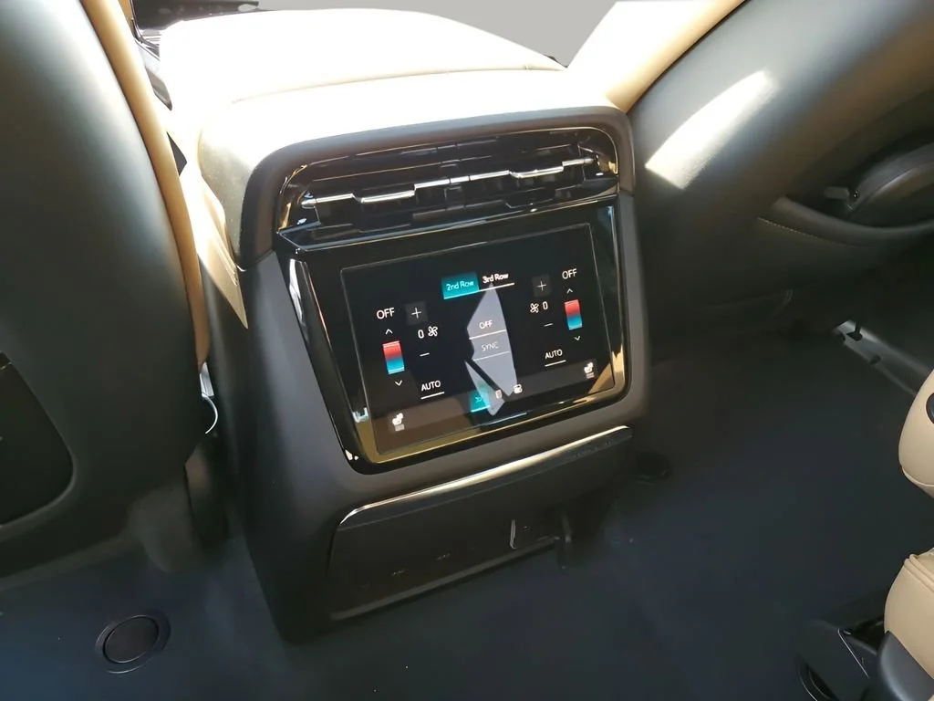 2026 Cadillac Escalade IQL Premium Sport - Photo 24