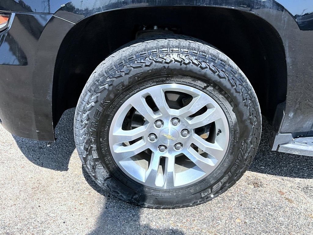 Used 2020 Black Chevrolet LT image 24