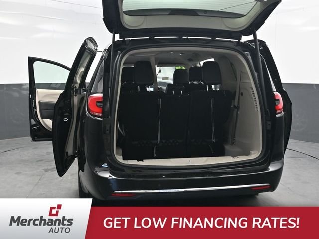 Used 2024 Black Chrysler Touring L image 44