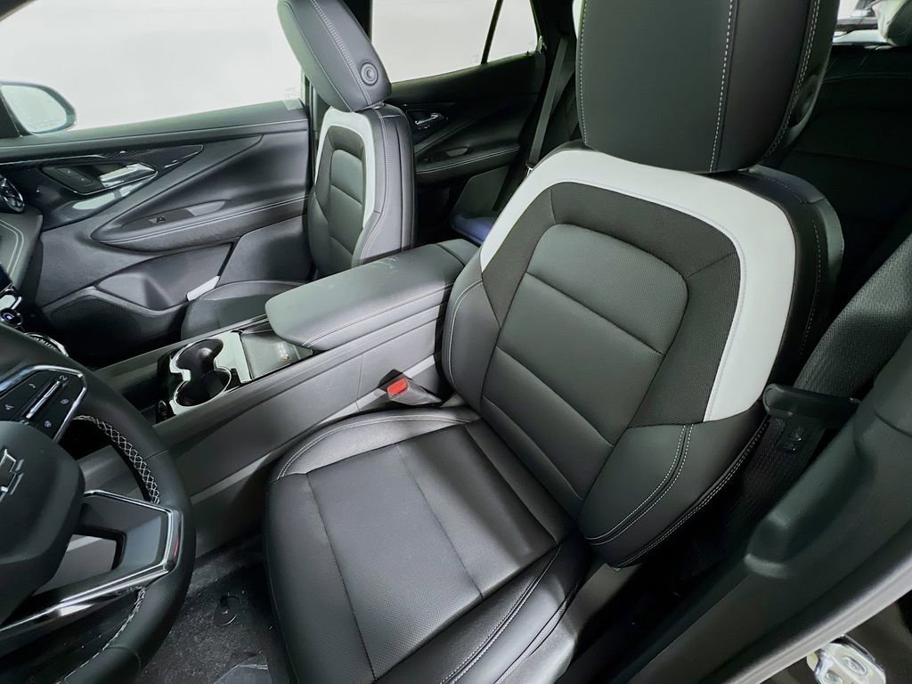 2026 Chevrolet Blazer EV LT - Photo 21