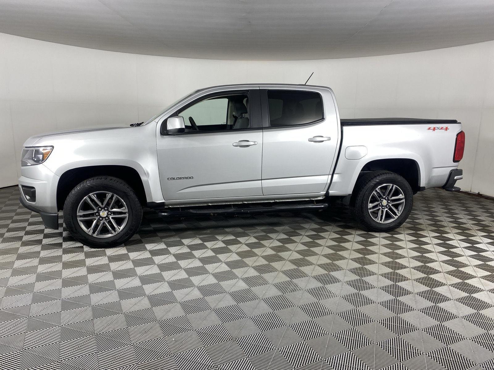 Used 2019 Silver Ice Metallic Chevrolet 4WD Work Truck image 7