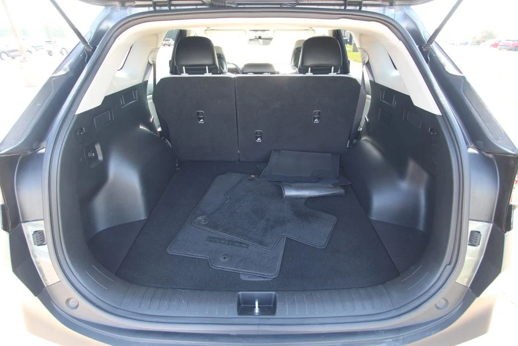 Used 2023 Gray Kia EX image 14
